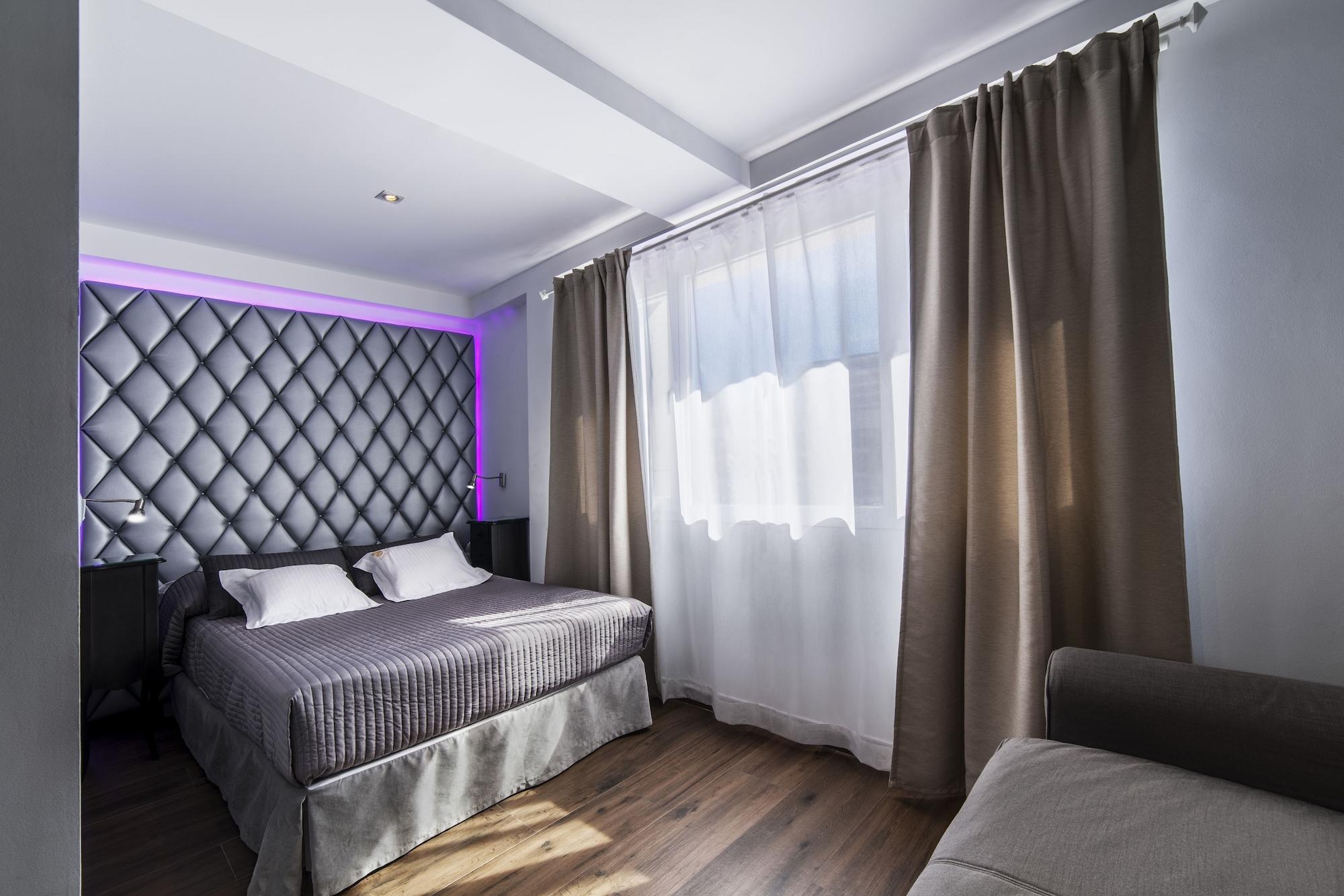 Essence Boutique 4*